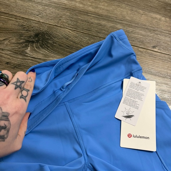 NWT Lululemon Fast and Free High-Rise Short 6" *5 Pocket (Pool Party) Size 8 - Picture 7 of 8